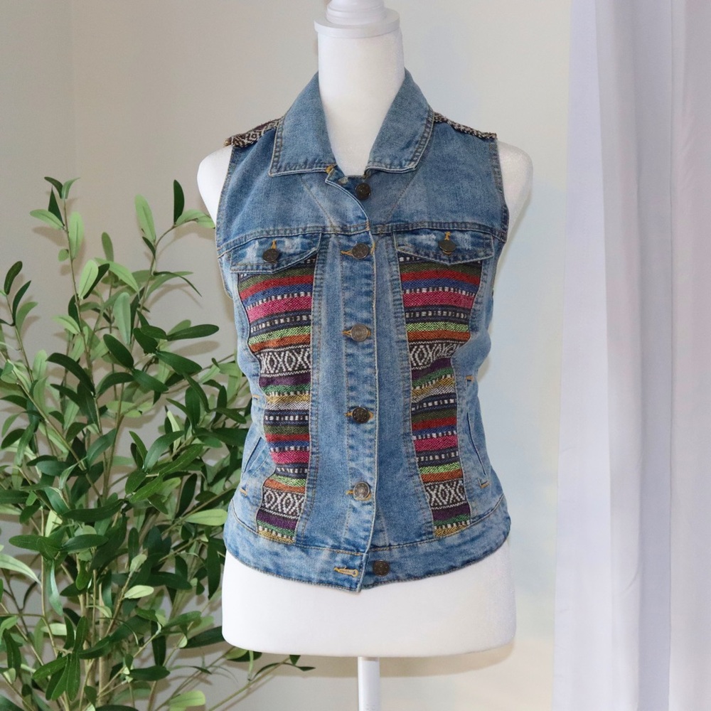 Vintage 90s/y2k Bongo brand Aztec tapestry striped tribal print denim vest